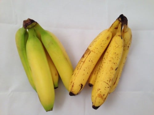 Wrap Bananas Before Storing - 40 DIY Tricks To Make Your Groceries Last As Long As Possible