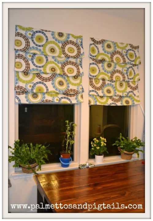 DIY Roman Shades - 20 of the Most Adorable DIY Kitchen Projects You’ve Ever Seen