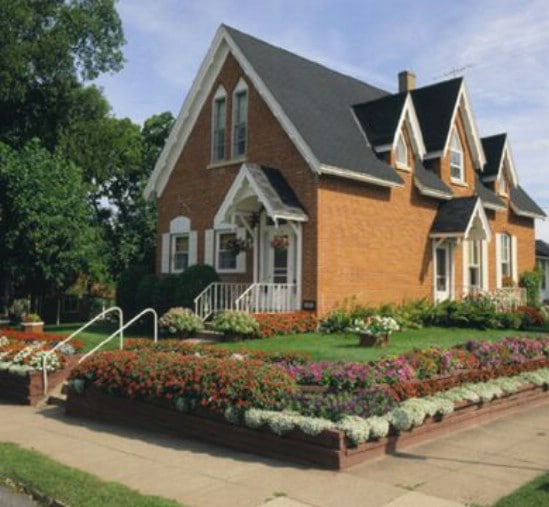 Keep Your Landscaping Neat - 20 Easy and Effective DIY Tricks to Keep Your Home Safe