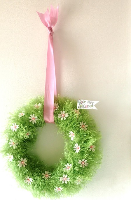 Baby Grass Wreath - 40 Creative DIY Easter Wreath Ideas to Beautify Your Home