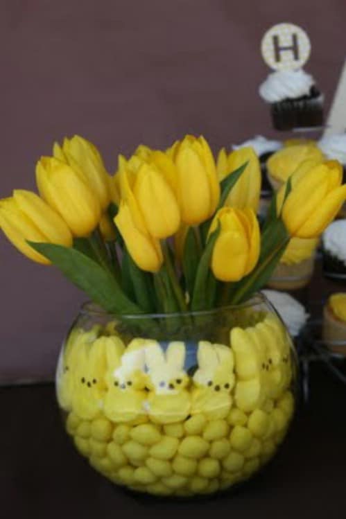 Tulip Bouquet with Peeps - 80 Fabulous Easter Decorations You Can Make Yourself