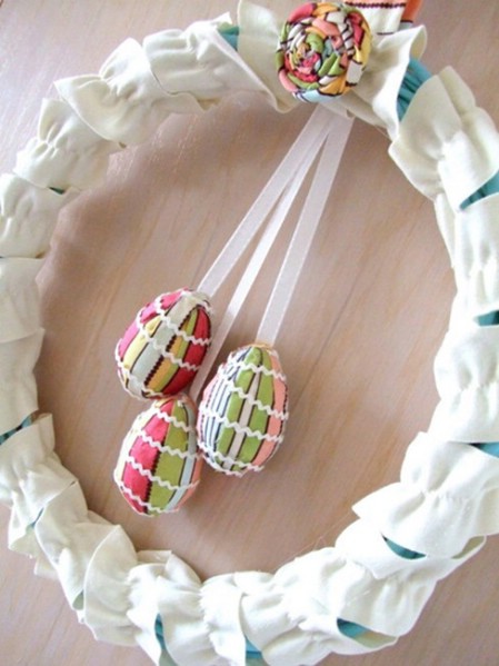 Elegant Fabric Wreath - 40 Creative DIY Easter Wreath Ideas to Beautify Your Home