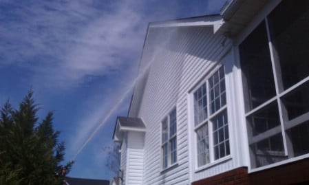 Wash Your House - 150 Remarkable Projects and Ideas to Improve Your Home's Curb Appeal