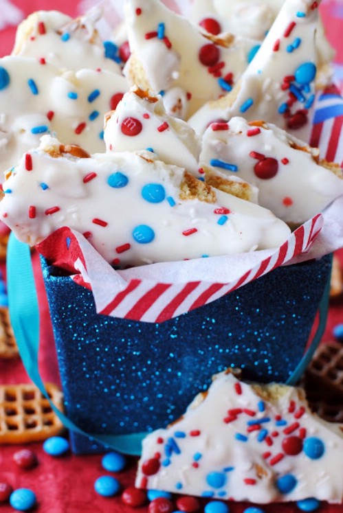 Crackling Patriotic Bark