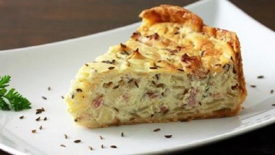 German Onion and Bacon Pie