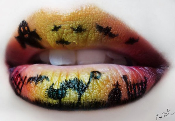 14 Genius DIY Halloween Lip Art Makeup Ideas