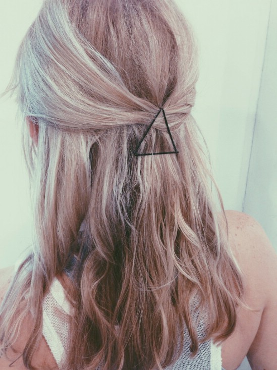 Triangle - 21 Unexpectedly Stylish Ways to Wear Bobby Pins