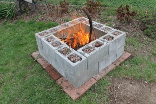 Fire Pit - 17 Creative Ways to Use Concrete Blocks in Your Home