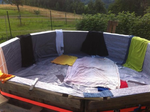 How Make Your Own Pallet Pool – Beat the Heat and Splash Around in Style! - Step 3