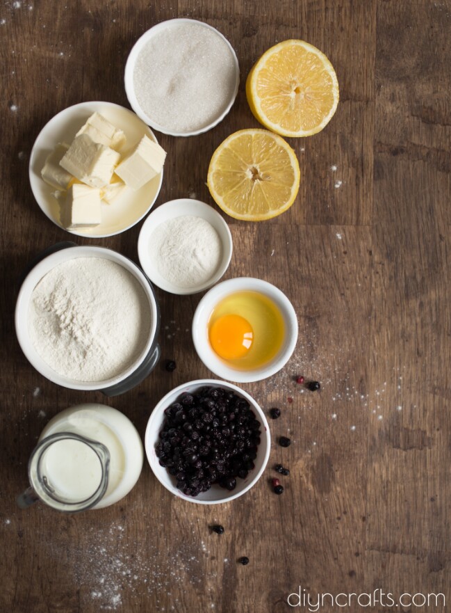 Blueberry Pie ingredients.