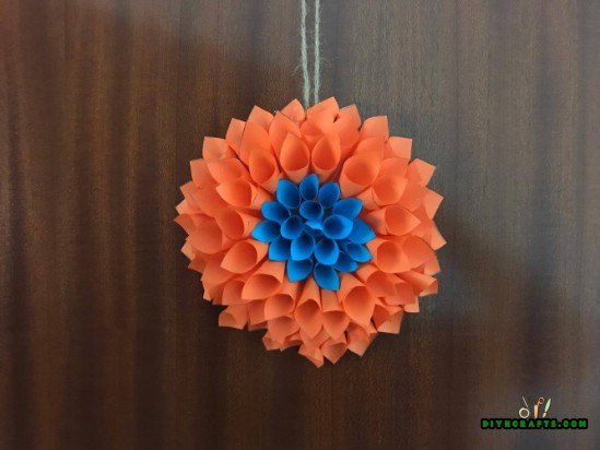 Steps - How to Make a Stunning Flowery Wreath Out of Nothing More Than Paper