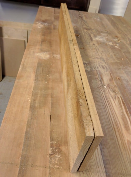 Steps on How to Create a Gorgeously Rustic Wooden Wine Bath Tray