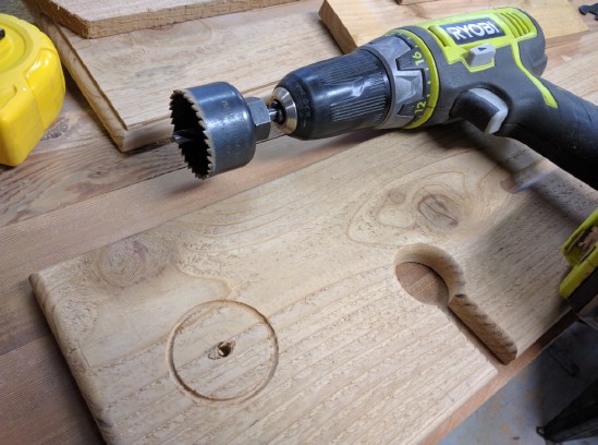 Steps on How to Create a Gorgeously Rustic Wooden Wine Bath Tray