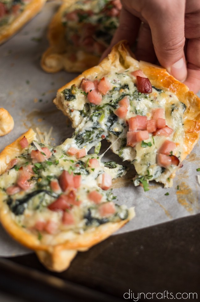 Finished cheese and ham puffs.