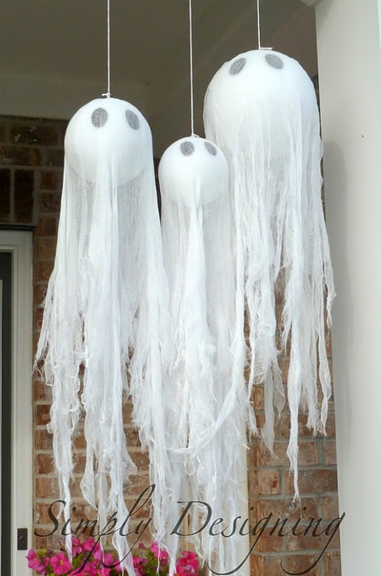 Hanging Ghosts - 40 Easy to Make DIY Halloween Decor Ideas
