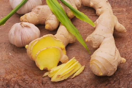 8. Ginger - 25 Foods You Can Re-Grow Yourself from Kitchen Scraps