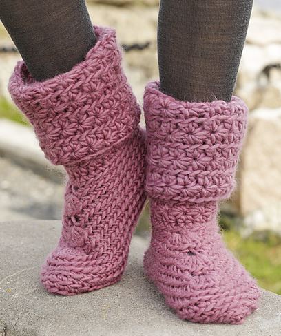 Cutest Knitted DIY: FREE Pattern for Cozy Slipper Boots - DIY & Crafts