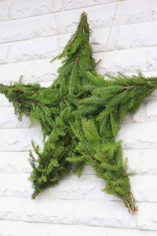 13 DIY Cozy Evergreen Christmas Decor Ideas