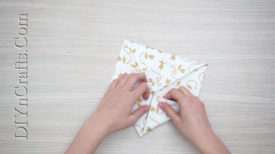 How to Fold These 5 Easy and Decorative Christmas Napkins - DIY & Crafts