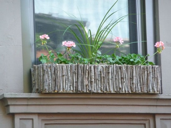 15 DIY Window Flower Box Planters