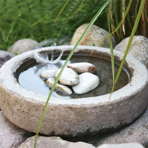 DIY Concrete Garden Ornaments