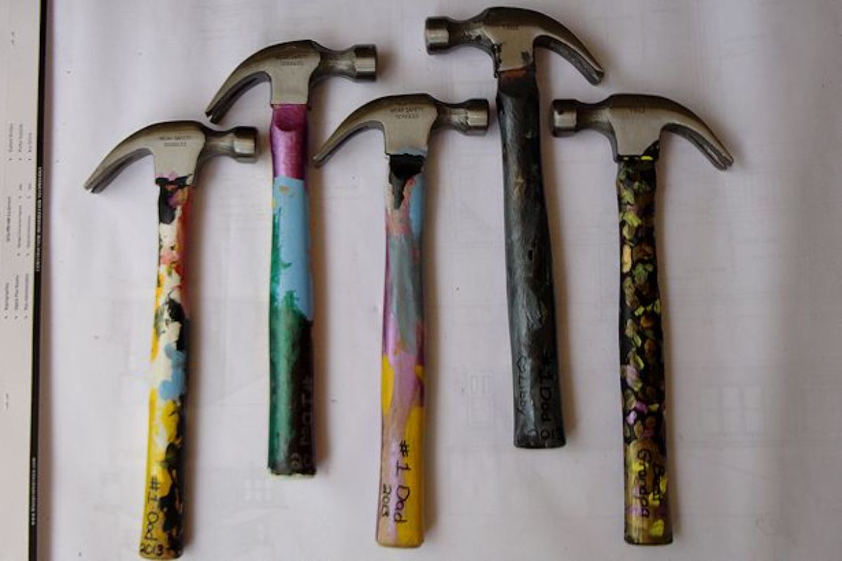 Easy Father's Day Craft – Personalized Hammers